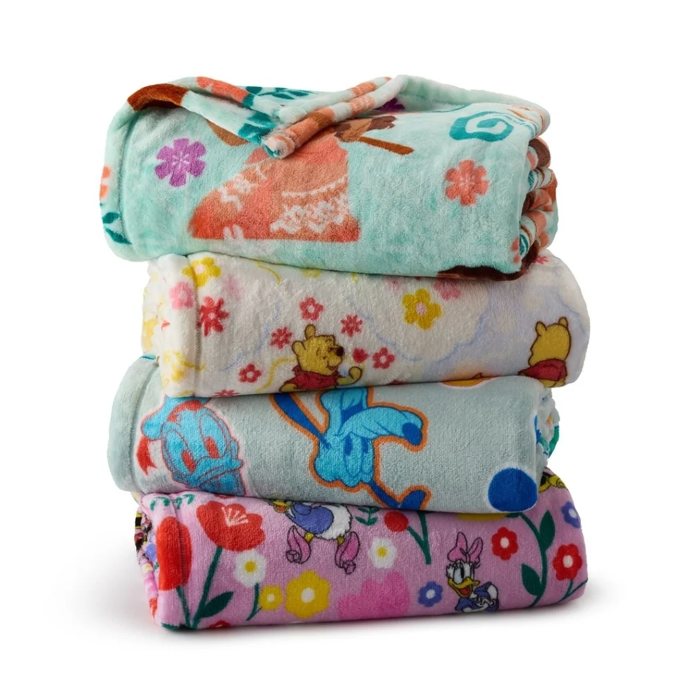 Disney's Frozen Oversized Supersoft Printed Plush Throw Blanket